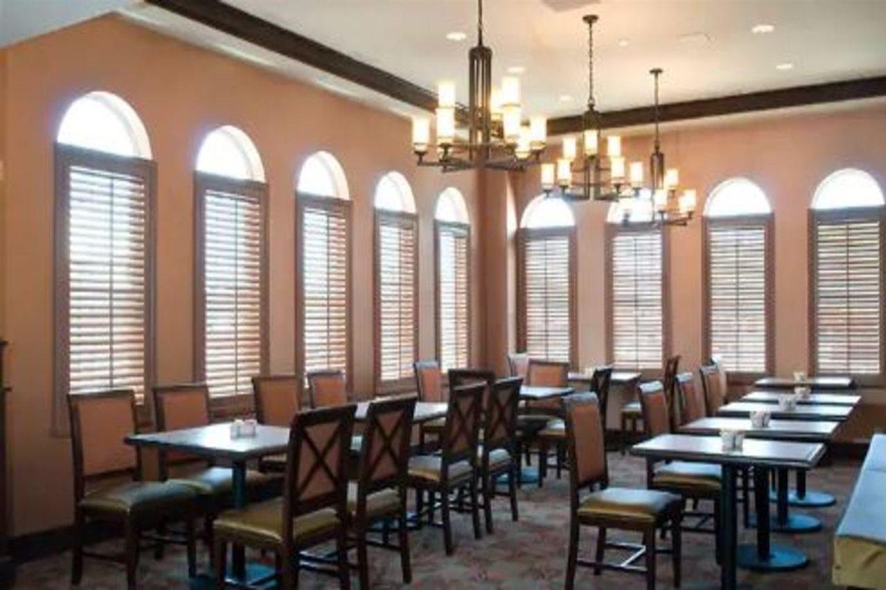 Hilton Garden Inn Granbury Exteriör bild