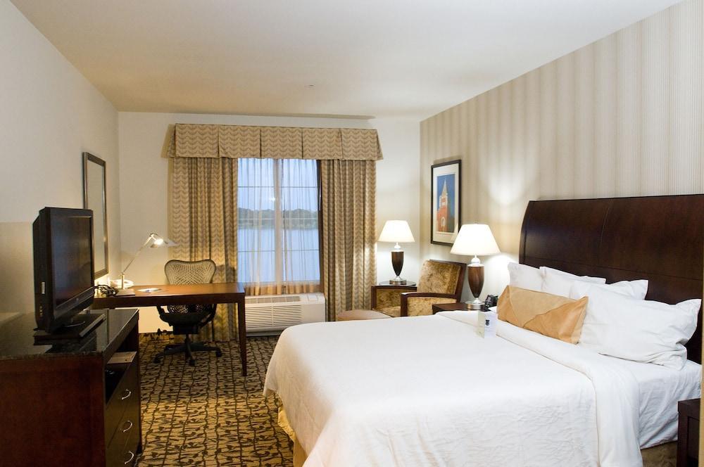 Hilton Garden Inn Granbury Exteriör bild
