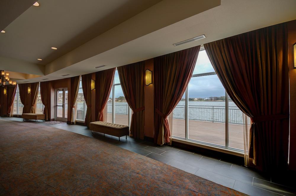 Hilton Garden Inn Granbury Exteriör bild
