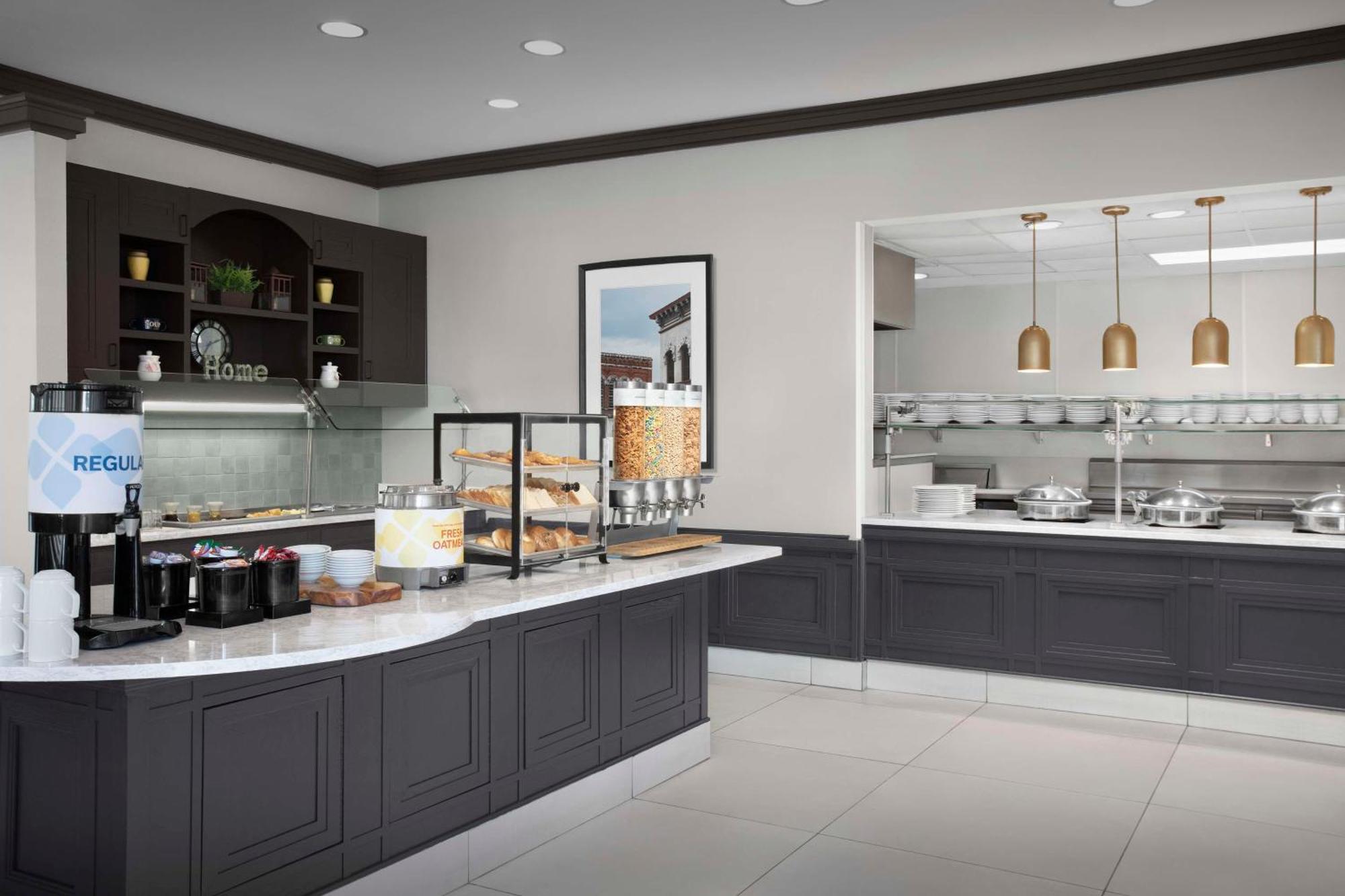 Hilton Garden Inn Granbury Exteriör bild
