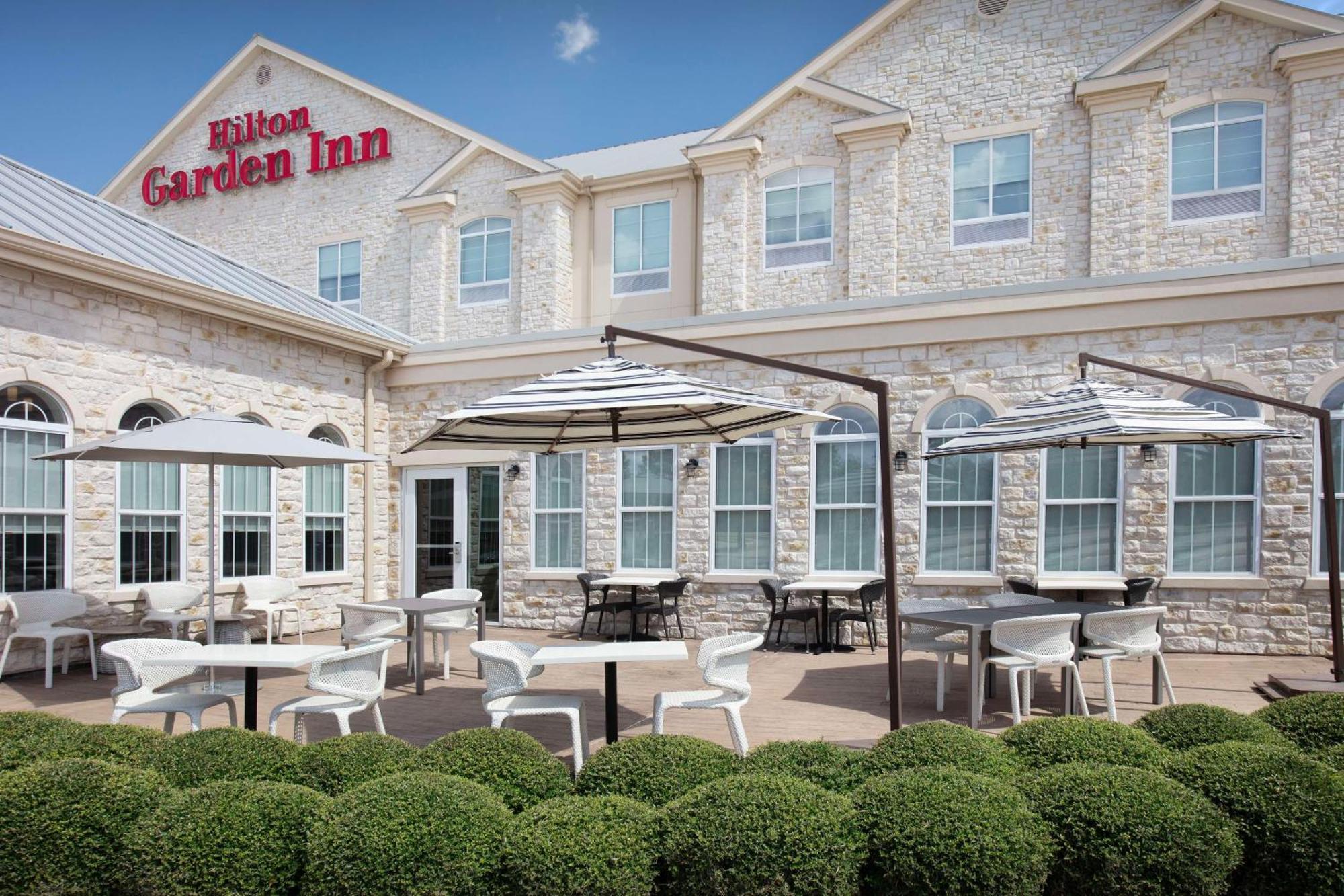 Hilton Garden Inn Granbury Exteriör bild